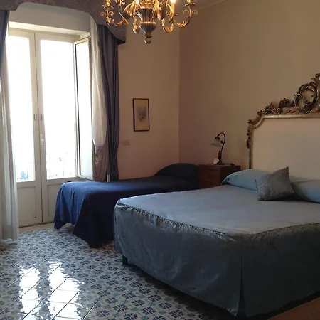فندق Lidomare 3*