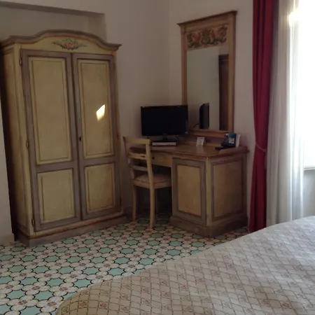 Lidomare Szálloda 3*