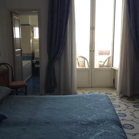 فندق Lidomare 3*